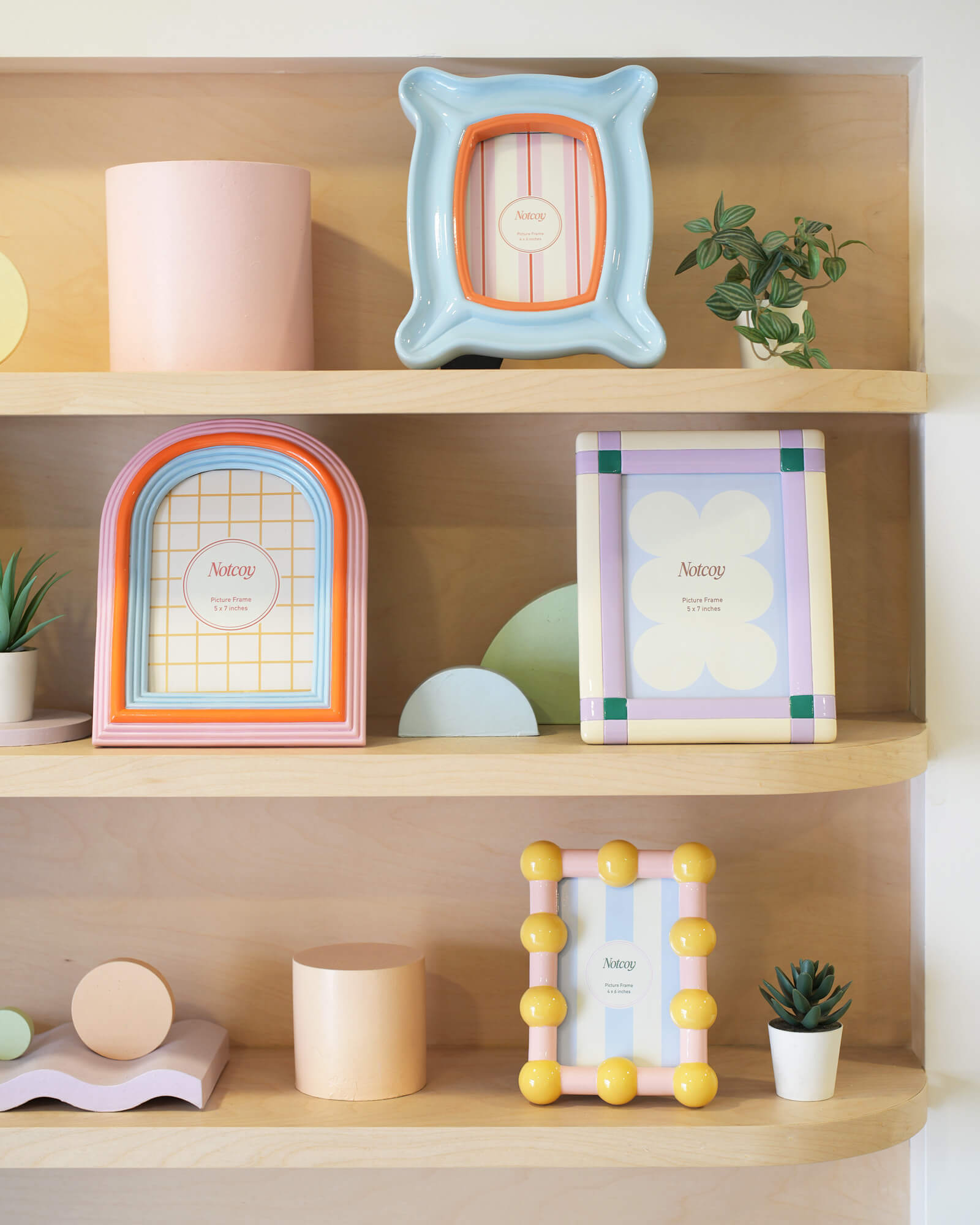 Buttercup Lane Picture Frame